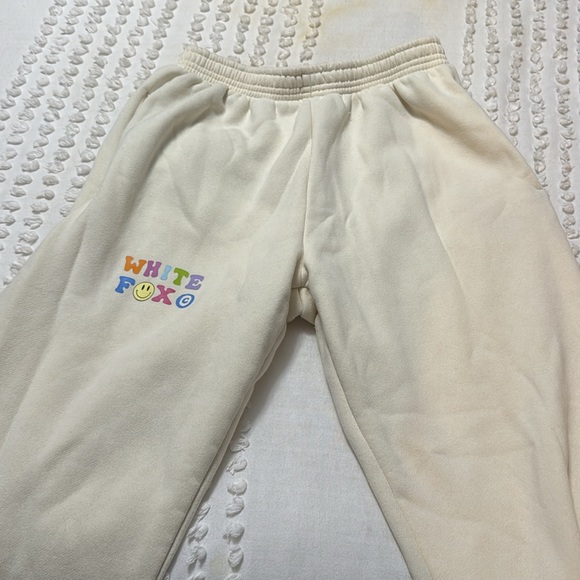 Cream White Fox Set - Picture 3 of 6